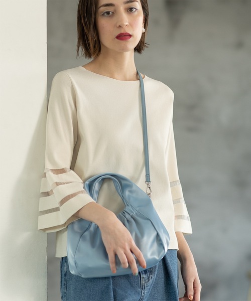 OPAQUE.CLIP（オペークドットクリップ）の「◆≪エマール検証済≫シアーボーダーフレアスリーブニット【洗濯機洗い可】（ニット/セーター・レディース・ブルー/ライトグレー/ピンク/ブラック/オフホワイト・38/40/36/42）」の6枚目の写真