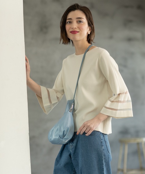 OPAQUE.CLIP（オペークドットクリップ）の「◆≪エマール検証済≫シアーボーダーフレアスリーブニット【洗濯機洗い可】（ニット/セーター・レディース・ブルー/ライトグレー/ピンク/ブラック/オフホワイト・38/40/36/42）」の8枚目の写真