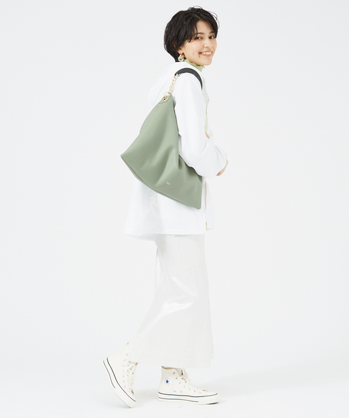 LOWELL things（ロウェル　シングス）の「※旧品使用禁止　Resin-T/アクリルホーボショルダーバッグ 24SS（トートバッグ・レディース・アイボリー/ブラック/セージグリーン・フリー）」の20枚目の写真