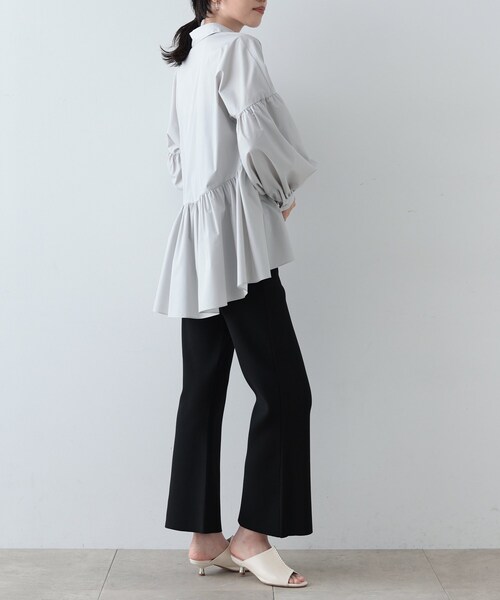 GALLEST（ギャレスト）の「◆ペプラムギャザーブラウス（シャツ/ブラウス・レディース・ホワイト/ライトグレー/ライトブルー/ライトグリーン・38/34）」の10枚目の写真