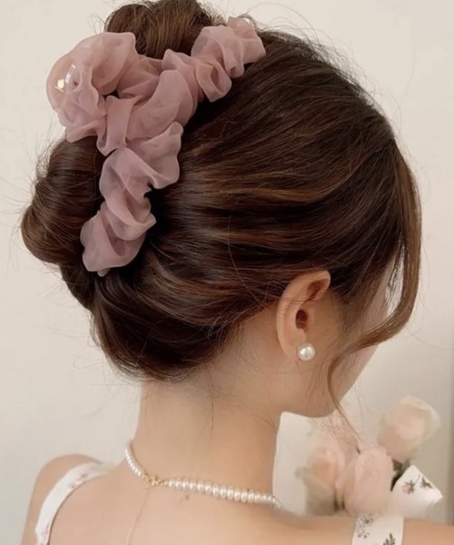ammy.（エイミードット）の「【 ammy. / エイミードット 】 シフォン チュール ビッグ ヘアクリップ（バレッタ/ヘアクリップ・レディース・グレー/ブラック/ベージュ/ピンク/アイボリー・FREE）」の5枚目の写真
