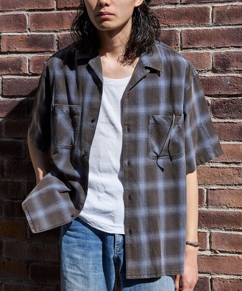 FREAK'S STORE（フリークスストア）の「ブリーチ加工 オープンカラー オンブレチェック シャツ/ショートスリーブ/リラックスフィット BLEACH OMBRE OC SHIRT SS（シャツ/ブラウス・メンズ・ホワイト/ブラック/ブルー/グリーン・MEDIUM/LARGE）」の4枚目の写真