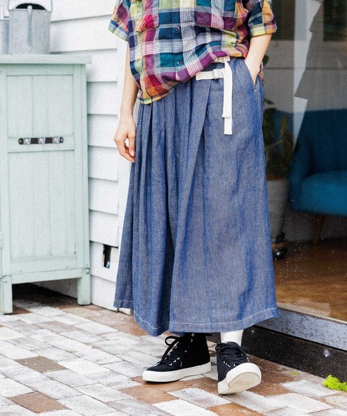 niko and...(ニコアンド)の「FINEリネンプリーツスカート(スカート・レディース・インディゴブルー/ブラック/カーキ・MEDIUM/LARGE)」の21枚目の写真