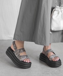minia（ミニア）の「コノジサンダル（サンダル）」