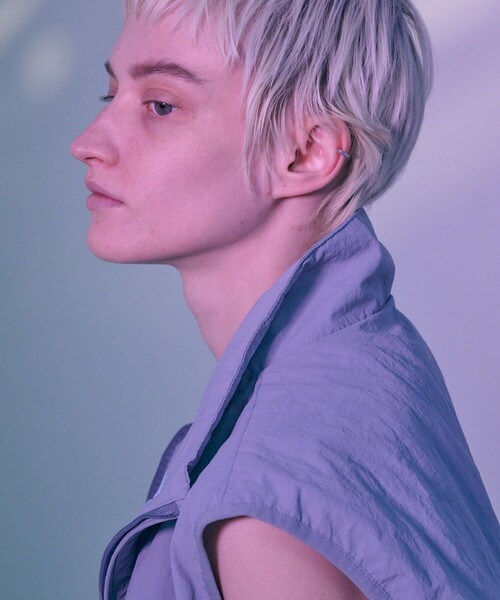 and cloud（アンドクラウド）の「Spine Hoop Earring/Single（イヤリング・レディース・ブラック/シルバー/イエローゴールド・FREE）」の10枚目の写真