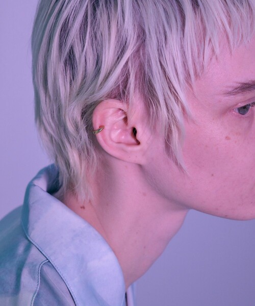 and cloud（アンドクラウド）の「Spine Hoop Earring/Single（イヤリング・レディース・ブラック/シルバー/イエローゴールド・FREE）」の4枚目の写真