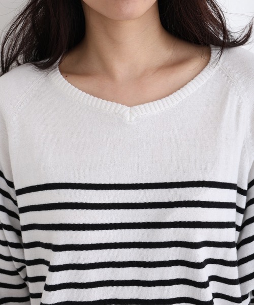 ElegChic（エレグシック）の「パネルボーダードルマンニット（ニット/セーター・レディース・ブラック/オフホワイト/ネイビー・M/XL/4L）」の16枚目の写真