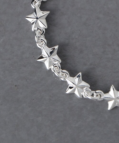 PHILIPPE AUDIBERT（フィリップ オーディベール）の「＜PHILIPPE AUDIBERT＞APRIL ブレスレット（ブレスレット・レディース・シルバー・FREE）」の3枚目の写真