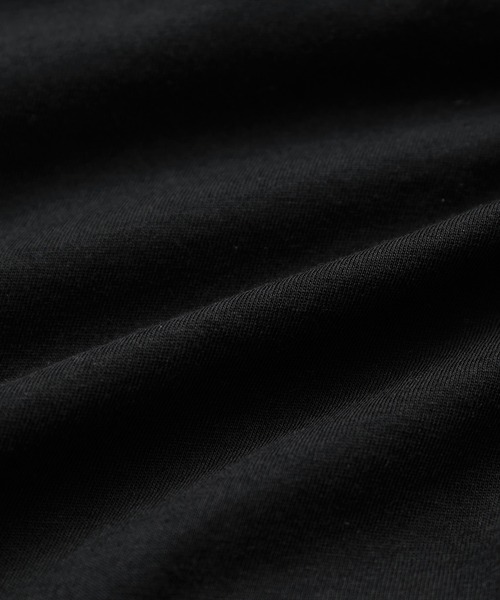 ADAM ET ROPE'（アダムエロペ）の「【サステナブル】2wayベアトップTee（Tシャツ/カットソー・レディース・ブラック/サックスブルー/ホワイト・FREE）」の7枚目の写真