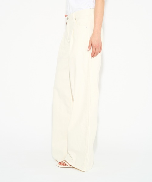 Levi's(リーバイス)の「Levi's/リーバイス BAGGY DAD WIDE LEG(デニムパンツ・レディース・ホワイト/ライトインディゴブルー・24inch/25inch/26inch/23inch/27inch)」の9枚目の写真