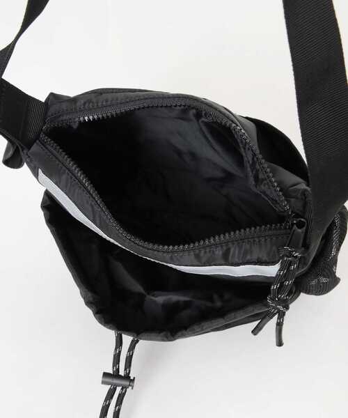 URBAN RESEARCH（アーバンリサーチ）の「ボディショルダーバッグ（ショルダーバッグ・レディース・ブラウン/ブラック・-）」の13枚目の写真