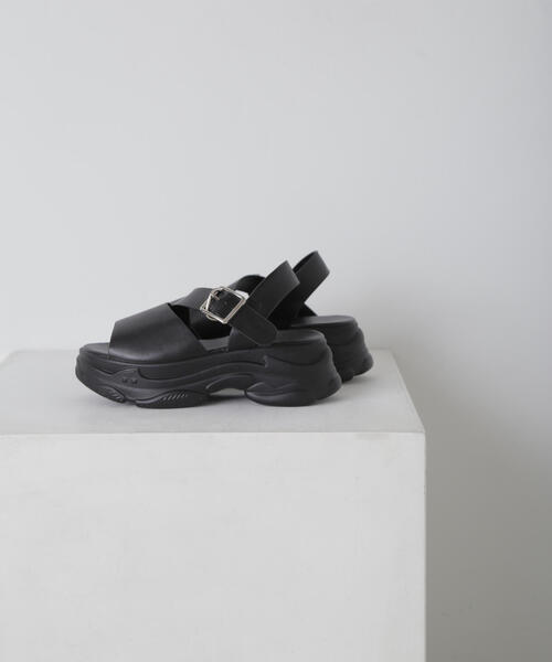 FREE'S MART（フリーズマート）の「スポーツサンダル（サンダル・レディース・シルバー/ブラック・SMALL/MEDIUM）」の18枚目の写真