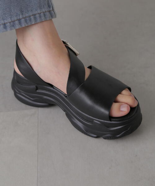 FREE'S MART（フリーズマート）の「スポーツサンダル（サンダル・レディース・シルバー/ブラック・SMALL/MEDIUM）」の11枚目の写真