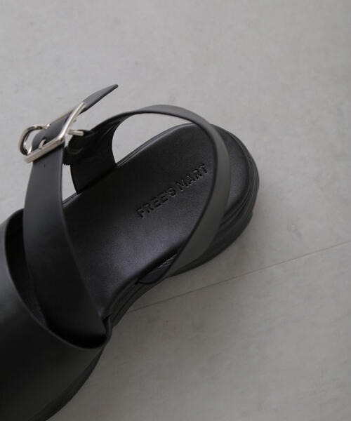 FREE'S MART（フリーズマート）の「スポーツサンダル（サンダル・レディース・シルバー/ブラック・SMALL/MEDIUM）」の14枚目の写真