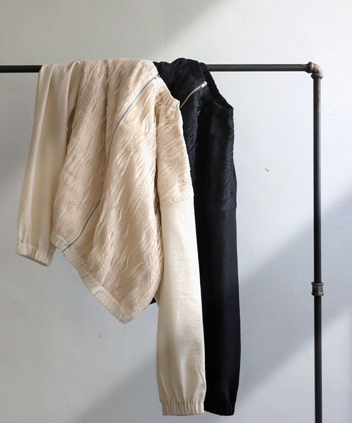 antiqua(アンティカ)の「メッシュレースブルゾン(ブルゾン・レディース・アイボリー/ブラック・ONESIZE)」の17枚目の写真