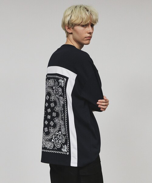 tk.TAKEO KIKUCHI(ティーケータケオキクチ)の「バンダナ キリカエTシャツ(Tシャツ/カットソー・メンズ・ブルー系その他/ブラック/ホワイト・02/03/04)」の3枚目の写真