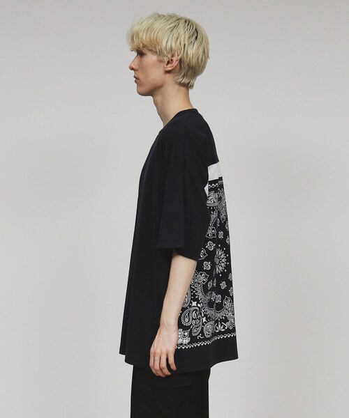 tk.TAKEO KIKUCHI(ティーケータケオキクチ)の「バンダナ キリカエTシャツ(Tシャツ/カットソー・メンズ・ブルー系その他/ブラック/ホワイト・02/03/04)」の17枚目の写真