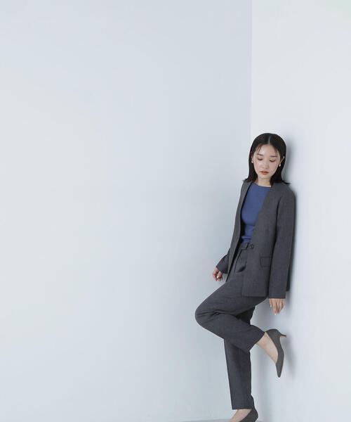 NATURAL BEAUTY BASIC(ナチュラルビューティーベーシック)の「◇シャークスキン SETUP テーパードパンツ(スラックス・レディース・ダークブラウン/チャコールグレー・X-SMALL/LARGE/MEDIUM/SMALL)」の7枚目の写真