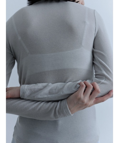 Abor(アボア)の「【Abor】Wool-blend High-necked Pullover/ウール混ハイネックシアープルオーバー(Tシャツ/カットソー・レディース・グレー/ブラック/アイボリー・FREE)」の13枚目の写真