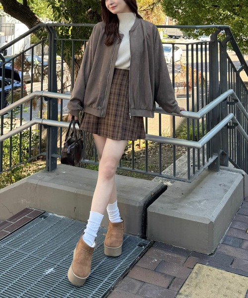 clear（クリア）の「ピーチブルゾン [カジュアルコーデに ゆったりシルエット]≪再入荷≫（ブルゾン・レディース・チャコールグレー/モカ・F）」の18枚目の写真