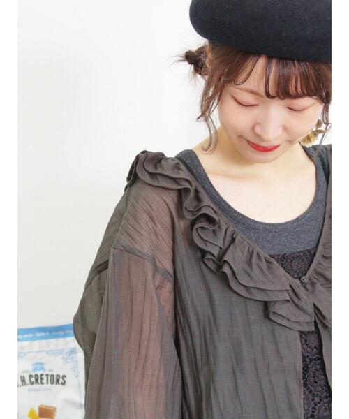 Samansa Mos2(サマンサ モスモス)の「セルロースナイロンシアーフリルブラウス(シャツ/ブラウス・レディース・チャコールグレー/ベージュ/ピンク/カーキ・F)」の2枚目の写真