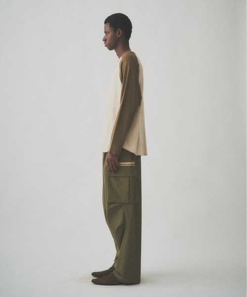 Juha（ユハ）の「RAGLAN SLEEVE THERMAL LS（Tシャツ/カットソー・メンズ・ホワイト×ブラック/ベージュ/チャコールグレー×ブラック・3/4）」の9枚目の写真