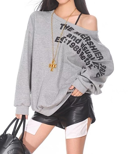 GEMEDA(ジェメダ)の「ショルダーロゴルーズトレーナー(Tシャツ/カットソー・レディース・グレー/ライトベージュ・M)」の6枚目の写真
