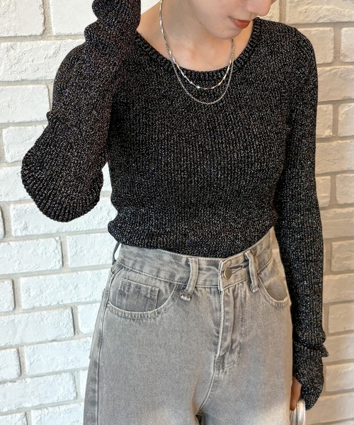 ISOOK（アイスー）の「【ISOOK / アイスー】ラメリブニット  / 春ニット 指穴 サムホール ラメニット ZOZOTOWN限定（ニット/セーター・レディース・グレー/チャコールグレー/ブラック・FREE）」の2枚目の写真