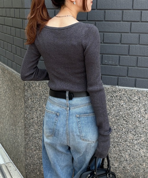 ISOOK（アイスー）の「【ISOOK / アイスー】ラメリブニット  / 春ニット 指穴 サムホール ラメニット ZOZOTOWN限定（ニット/セーター・レディース・グレー/チャコールグレー/ブラック・FREE）」の12枚目の写真