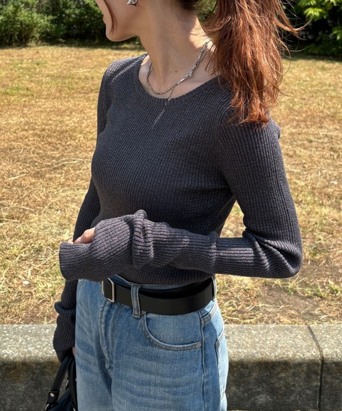 ISOOK（アイスー）の「【ISOOK / アイスー】ラメリブニット  / 春ニット 指穴 サムホール ラメニット ZOZOTOWN限定（ニット/セーター・レディース・グレー/チャコールグレー/ブラック・FREE）」の11枚目の写真