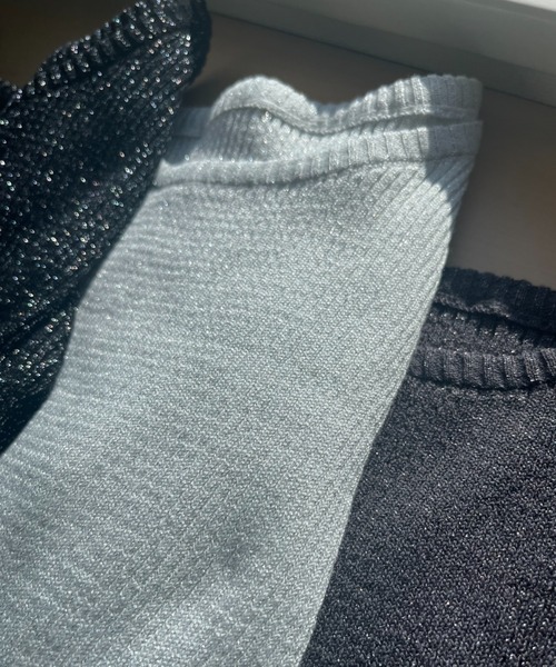 ISOOK（アイスー）の「【ISOOK / アイスー】ラメリブニット  / 春ニット 指穴 サムホール ラメニット ZOZOTOWN限定（ニット/セーター・レディース・グレー/チャコールグレー/ブラック・FREE）」の4枚目の写真