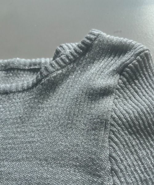 ISOOK（アイスー）の「【ISOOK / アイスー】ラメリブニット  / 春ニット 指穴 サムホール ラメニット ZOZOTOWN限定（ニット/セーター・レディース・グレー/チャコールグレー/ブラック・FREE）」の5枚目の写真