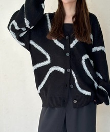 ラインジャガードVネックカーデ