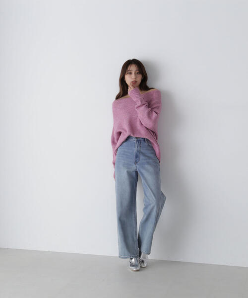 NATURAL BEAUTY BASIC（ナチュラルビューティーベーシック）の「◇オフショルラメオーバーニット（ニット/セーター・レディース・ベージュ/グレー/オフホワイト/ピンク・FREE）」の8枚目の写真