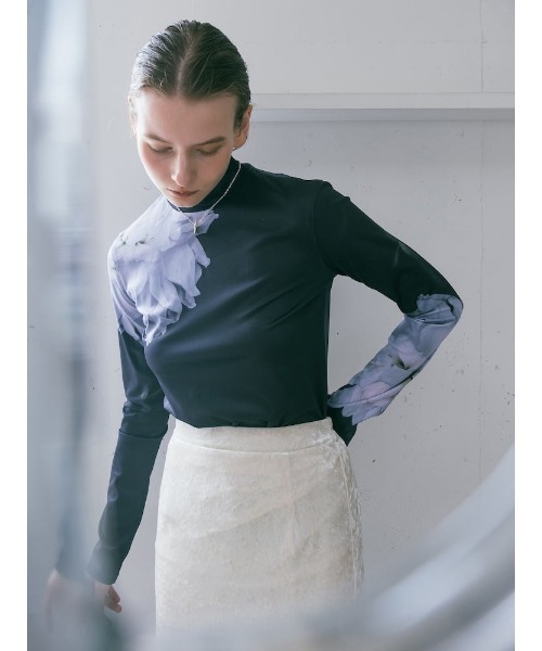 sahara（サハラ）の「Flower Graphic Top/フラワーグラフィック