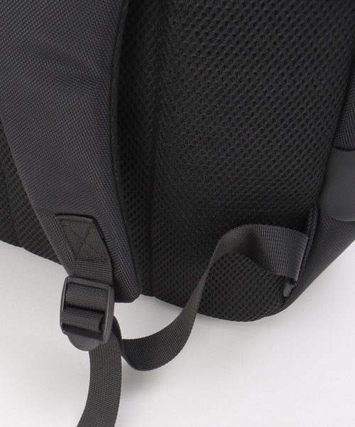 ikka（イッカ）の「撥水コートバックパック（バックパック/リュック・メンズ・グレー/ブラック/ネイビー・FREE）」の8枚目の写真