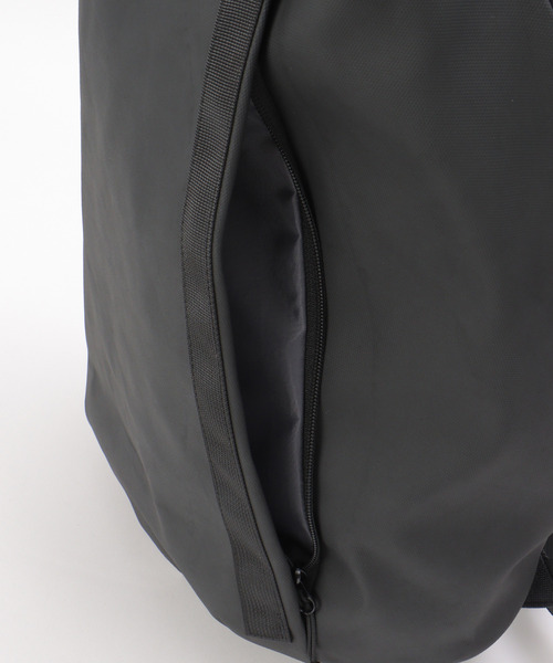ikka（イッカ）の「撥水コートバックパック（バックパック/リュック・メンズ・グレー/ブラック/ネイビー・FREE）」の9枚目の写真