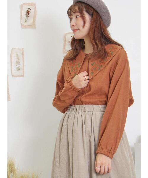 Samansa Mos2（サマンサ モスモス）の「【マカベアリス×Samansa Mos2】花柄刺繍ブラウス（シャツ/ブラウス・レディース・ブラック/グリーン/オレンジ・F）」の7枚目の写真