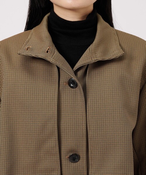 CITY TOKYO(シティトウキョウ)の「ハンドトゥーススタンドコート(トレンチコート・レディース・グリーン/ベージュ・1/2)」の9枚目の写真