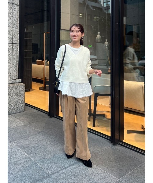 Chez toi（シェトワ）の「Vネックニット×ジャガードペプラムカットソー（ニット/セーター・レディース・ブルー/チャコールグレー/オフホワイト・FREE）」の6枚目の写真