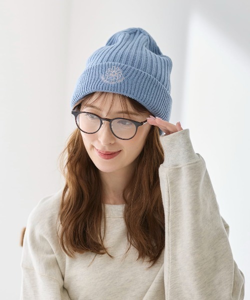 tutuanna(チュチュアンナ)の「フラワーロゴ刺繍リブニット帽(ニットキャップ/ビーニー・レディース・グレイッシュブルー/グレー/ブラック/オフホワイト・FREE)」の4枚目の写真