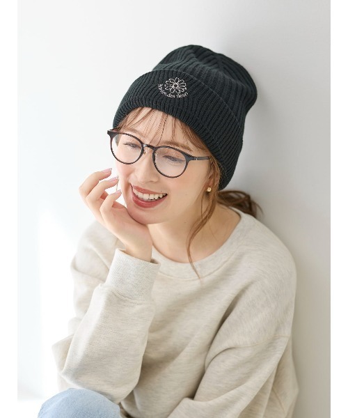 tutuanna(チュチュアンナ)の「フラワーロゴ刺繍リブニット帽(ニットキャップ/ビーニー・レディース・グレイッシュブルー/グレー/ブラック/オフホワイト・FREE)」の6枚目の写真