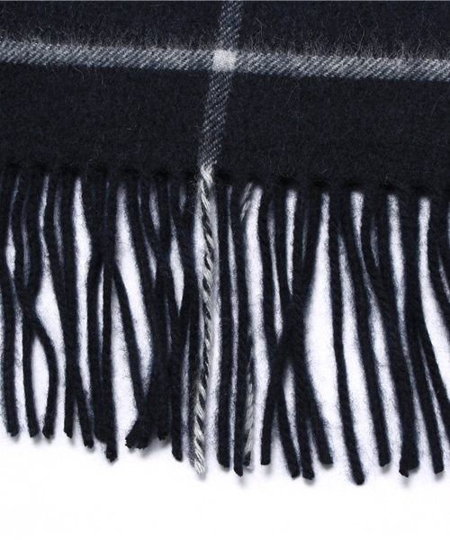 SHIPS（シップス）の「SD: 『カシミヤ』 ウィンドウペン マフラー■（マフラー・メンズ・ホワイト/ダークグレー/ブルー/ネイビー・ONE SIZE）」の8枚目の写真