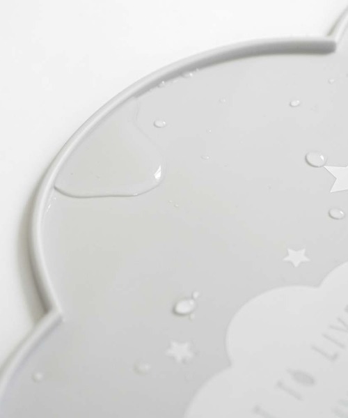 10mois（ディモワ）の「【10mois(ディモワ)】mamamanma(マママンマ)　お食事シリコンマット（マグ/哺乳瓶/お食事グッズ・キッズ・ベージュ/グレー・ONE SIZE）」の5枚目の写真