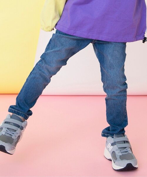 BREEZE（ブリーズ）の「【ジュニア対応】らくらくスキニーパンツ（その他パンツ・キッズ・ピンク/ブルー/グリーン/ベージュ/ブラック/レモンイエロー/チェック・90/100/110/130/120/160/150/140）」の4枚目の写真