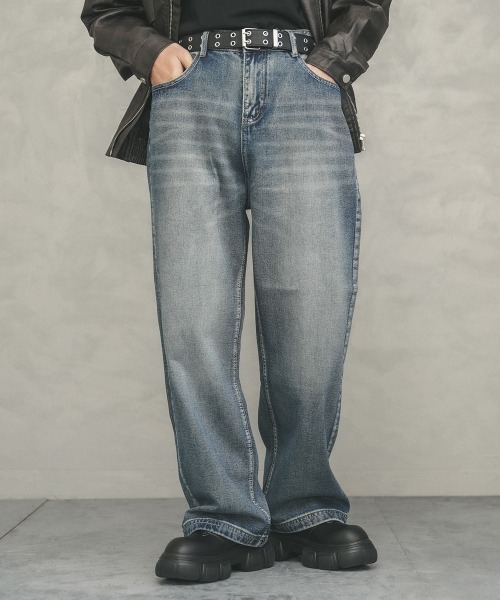 Shoowtime（ショウタイム）の「Vintage wash wide straight denim pants / ビンテージウォッシュワイドストレートデニムパンツ（デニムパンツ・メンズ・ブラック/ブルー・X-LARGE/LARGE/MEDIUM）」の17枚目の写真