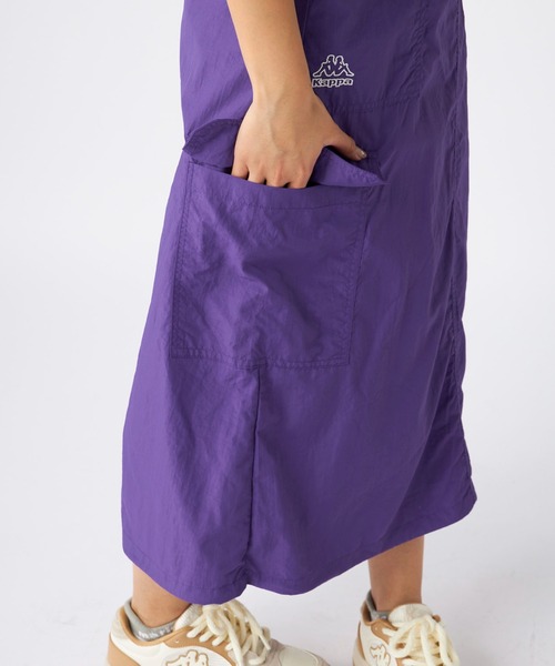 Kappa(カッパ)の「ナイロン素材 ロングスカート(スカート・レディース・パープル/オフホワイト/ブラック・SMALL/MEDIUM/LARGE)」の6枚目の写真