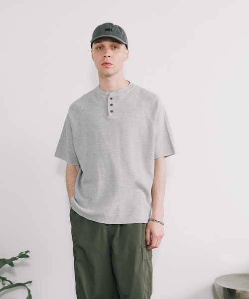 タグ付き新品☆REMI RELIEF/レミレリーフ HENLY L/S Tシャツ REMI RELIEF - レミレリーフ・ヘンリーネックの通販 by あーと's
