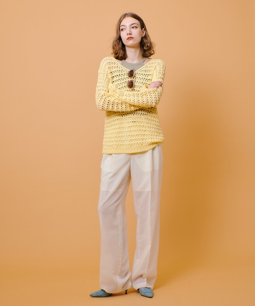 allureville(アルアバイル)の「テープヤーンハンドニットプルオーバー(ニット/セーター・レディース・ベージュ/イエロー/ネイビー・2)」の17枚目の写真