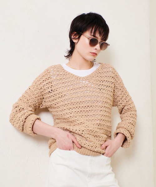 allureville(アルアバイル)の「テープヤーンハンドニットプルオーバー(ニット/セーター・レディース・ベージュ/イエロー/ネイビー・2)」の19枚目の写真